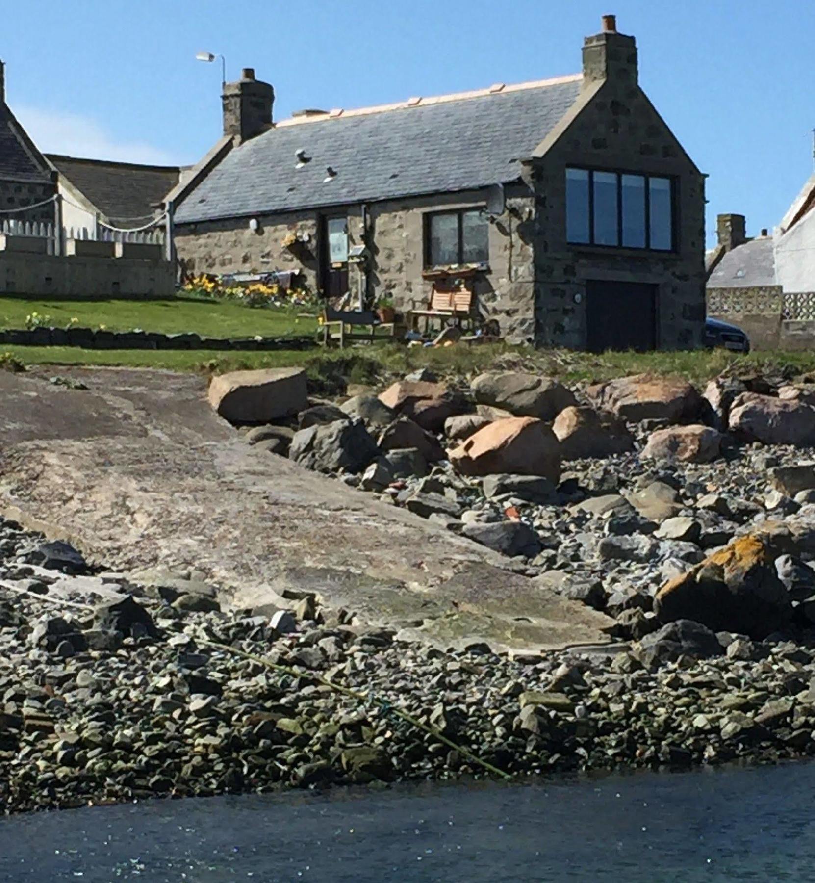 Pew With A View - Seafront Cottages Rosehearty Exterior foto