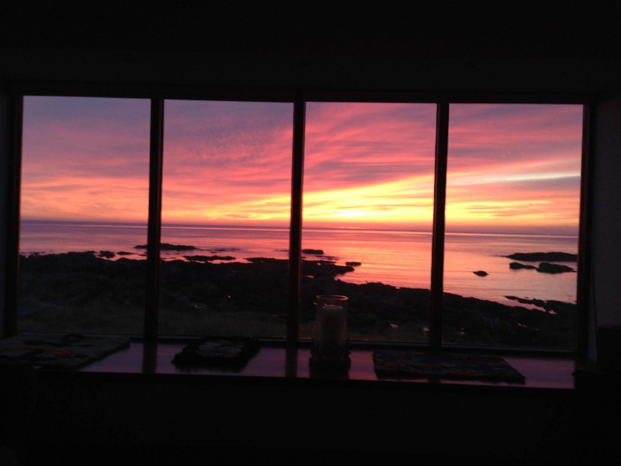 Pew With A View - Seafront Cottages Rosehearty Exterior foto