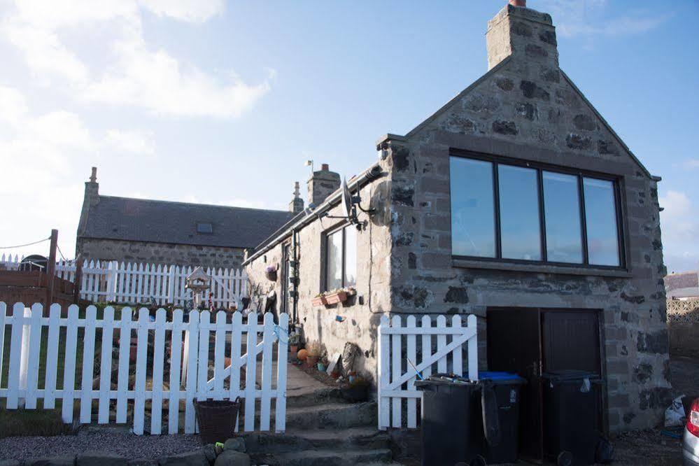 Pew With A View - Seafront Cottages Rosehearty Exterior foto