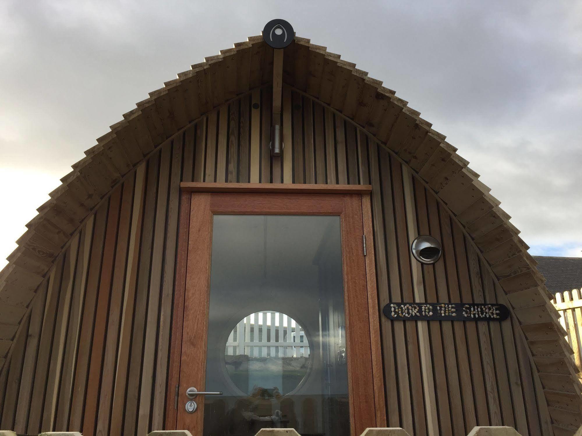 Pew With A View - Seafront Cottages Rosehearty Exterior foto